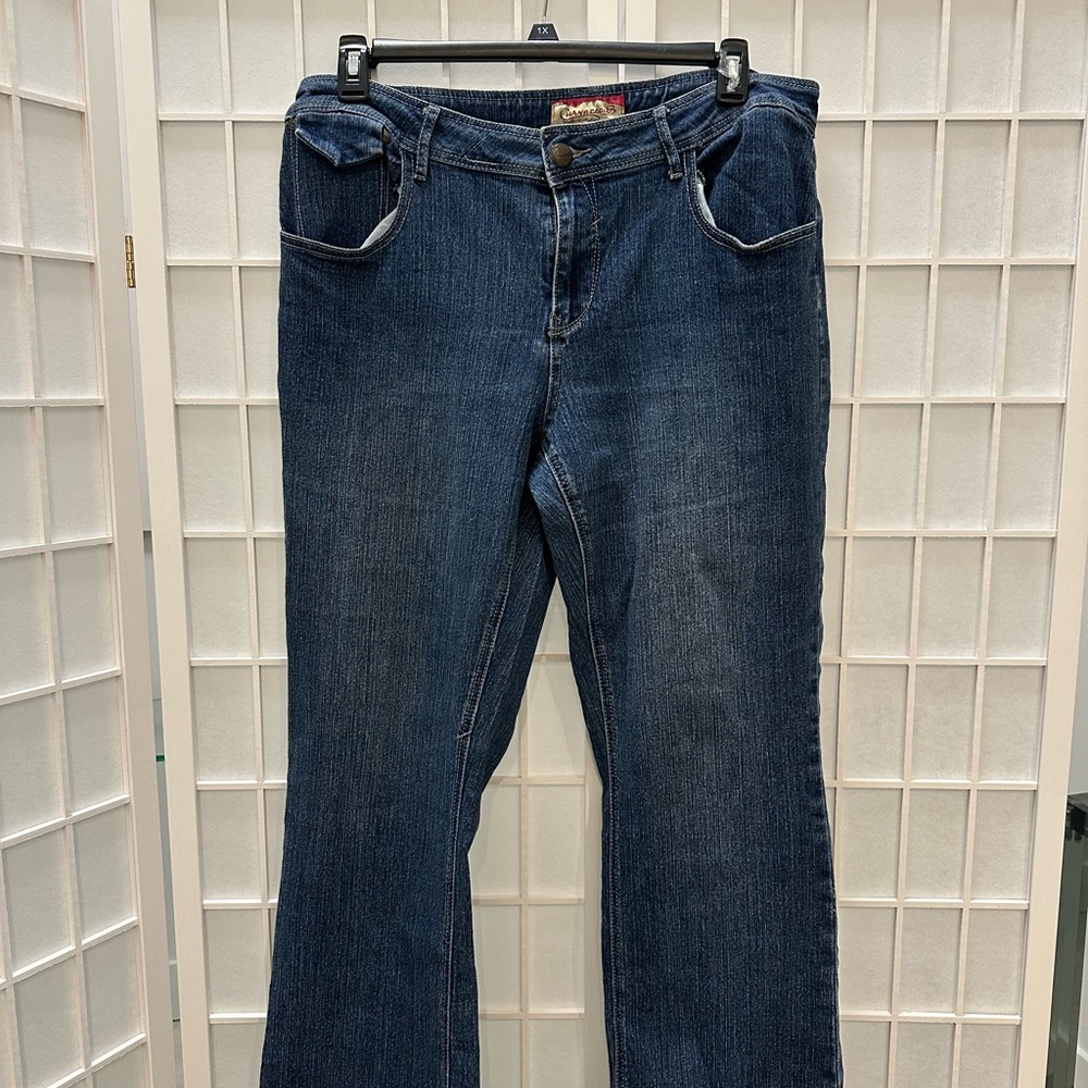 Elegant Dark Blue Boot Cut Jeans